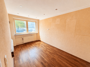 RESERVIERT: 4-Zimmer-Wohnung am Lerchenauer See - seltene renovierungsbedürftige Gelegenheit – 80995 München – Vorschaubild 6