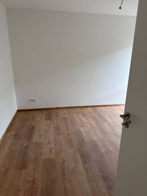 Moderne 2,5-Zimmerwohnung mit Balkon in Dresden-Klotzsche - Erstbezug – 1109 Dresden – Vorschaubild 6