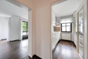 2,5 Zimmer-Wohnung, mitten im Grünen - sehr gute Infrastruktur – 81827 München – Vorschaubild 2