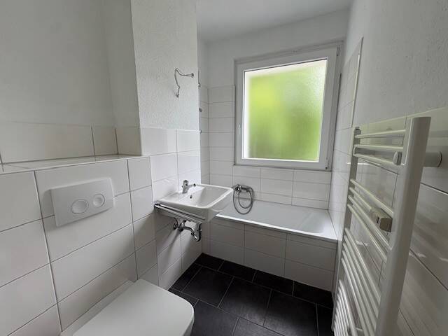 Modernisierte 2-Zimmer-Wohnung mit Balkon in ruhiger Lage – Essen – Vorschaubild 7