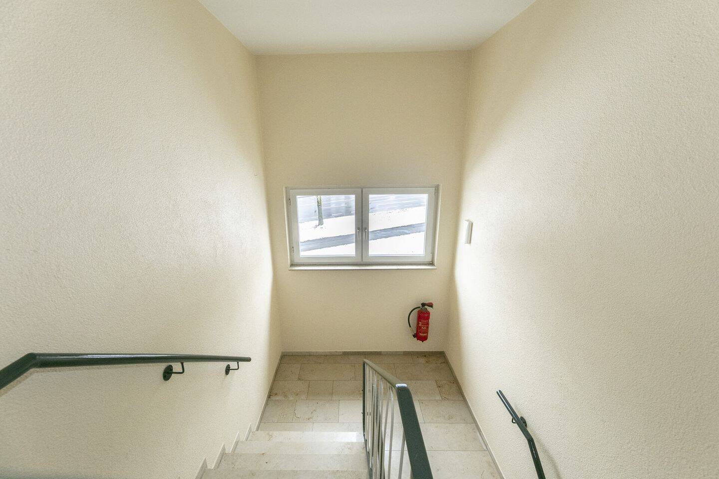 Großzügige 4,5-Zimmer-Wohnung mit Balkon und Weitblick über Ulm – Ulm – Vorschaubild 5