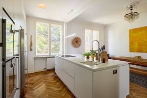 Familienfreundliche Maisonette mit ca. 245 m² Gesamtfläche in ruhiger Lage zur Gustav-Freytag-Straße