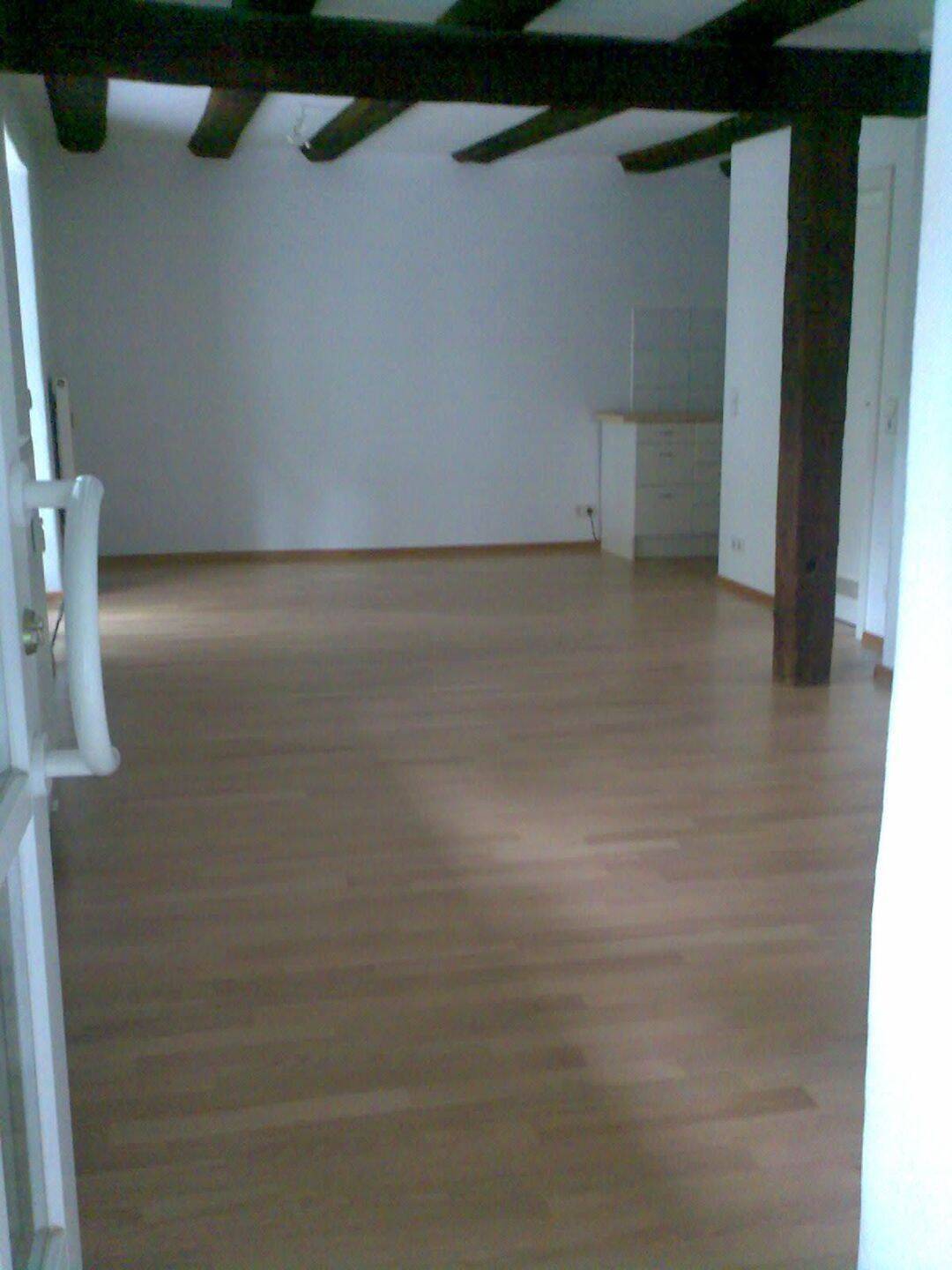 2-Zimmer-Wohnung, Konstanz-Niederburg mit großer Terrasse und PKW-Stellplatz – Konstanz – Vorschaubild 2
