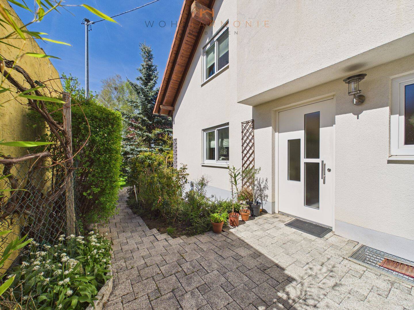 familienfreundliche DHH mit schönem Garten in ruhiger Anwohnerlage – Sersheim – Bild 1 von 9