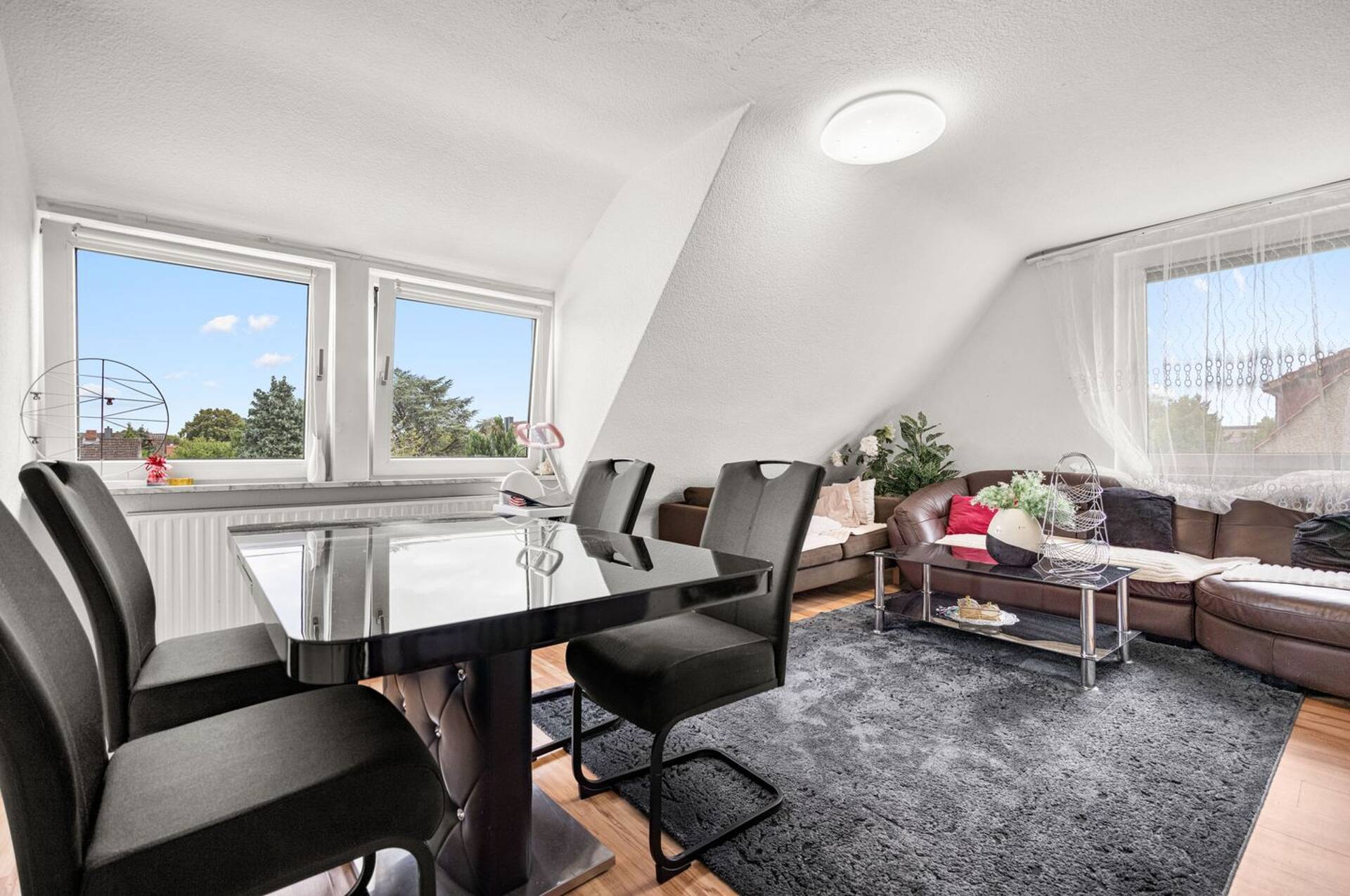 Dachgeschosswohnung in 30419 Hannover mit 56,02 m² kaufen