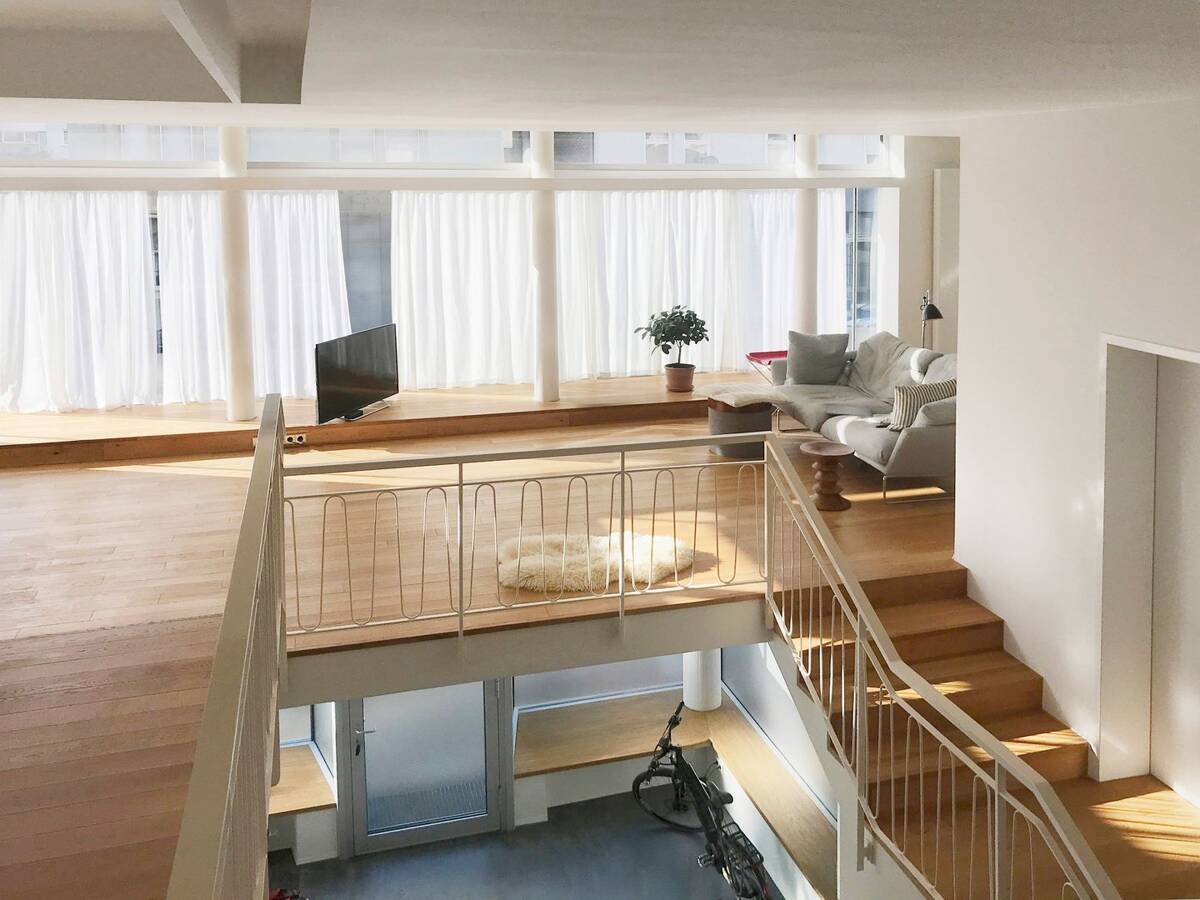 Außergewöhnliche Maisonette in Stuttgart-Süd, hochwertig saniert, separater Eingang + Stellplatz – 70178 Stuttgart – Bild 1 von 9