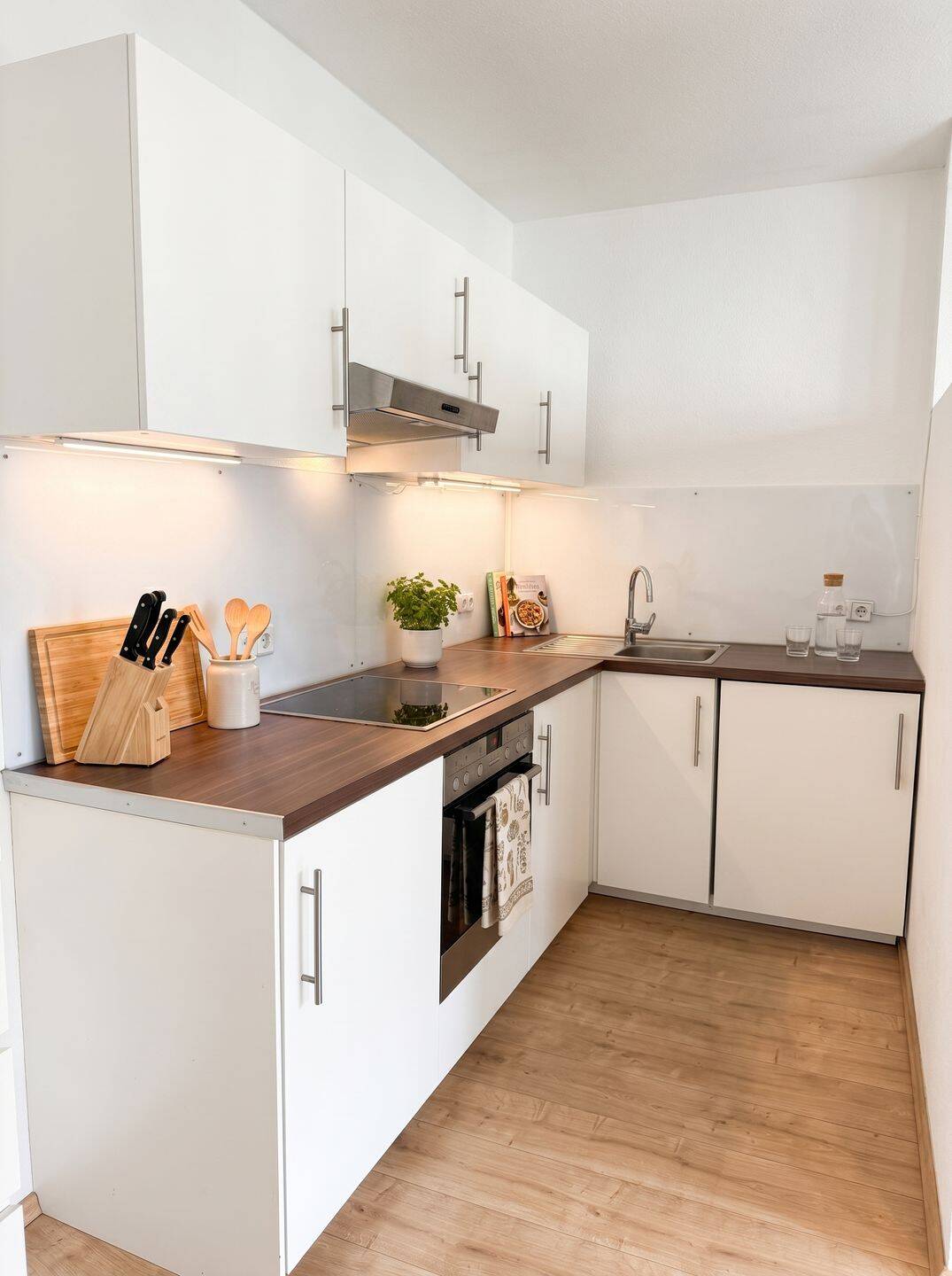 Modern Urban Living – Helles Studio-Apartment in Bestlage – Berlin – Vorschaubild 4