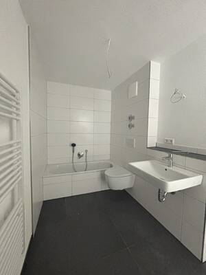 Großzügige 4,5-Zimmer-Wohnung mit Balkon & Doppelgarage – 74321 Bietigheim-Bissingen – Vorschaubild 9