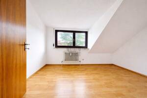 WOHNEN MIT WEITBLICK: CHARMANTE MAISONETTE IN STUTTGART-ZUFFENHAUSEN – 70435 Stuttgart – Vorschaubild 5