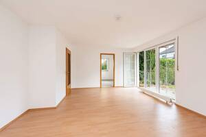 3 Familienhaus Berlin Pankow Heinersdorf, Drei Eigentumswohnungen, zwei sofort bezugsfrei! – 13086 Berlin – Vorschaubild 4