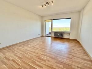 Schöne 2-Zimmer Wohnung im gepflegten Mehrfamilienhaus