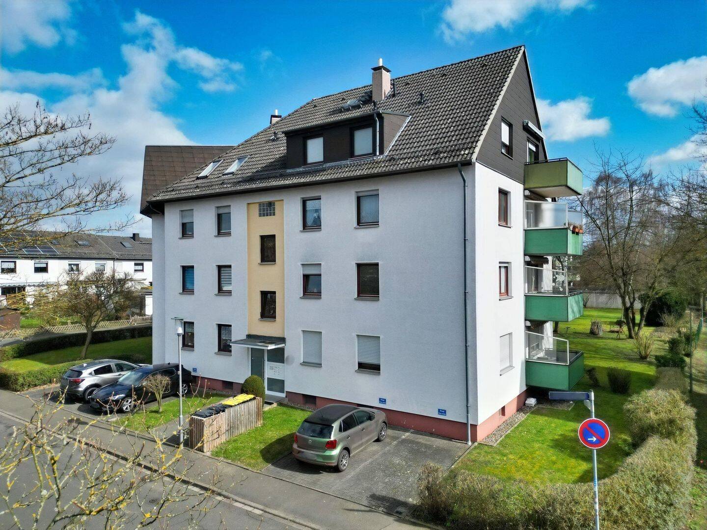 Eigentumswohnung in Kassel: Helle 3-Zimmer-Etagenwohnung mit Garage und Stellplatz zur Selbstnutzung oder Kapitalanlage!