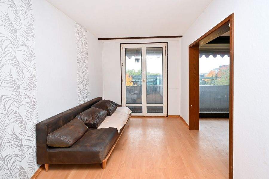 Gepflegte 3-Zimmer-Eigentumswohnung mit Blick über das Heideviertel! – Hannover – Vorschaubild 2
