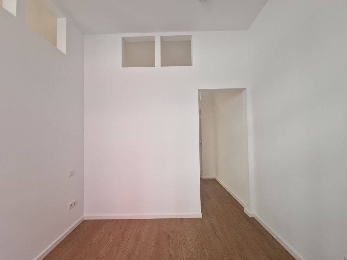 Wohnen und Arbeiten in St. Johannis - Top sanierte Atelier-Wohnung mit großer Terrasse! – Nürnberg – Vorschaubild 5