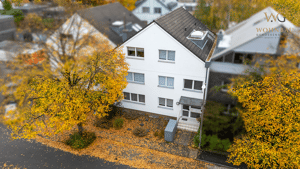 WOHNBAU: Traumhafte Dachgeschoss-Wohnung mit Balkon und Tiefgaragenstellplatz in Köln-Widdersdorf