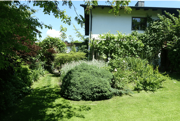 Großes, sonniges Grundstück mit Sanierungsobjekt - ideal für Ihre Traumverwirklichung! – Raubling – Bild 1 von 8