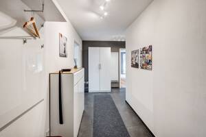 Au: Charmante, möblierte Wohnung mit großzügigem Balkon - bald frei – 81541 München – Vorschaubild 7