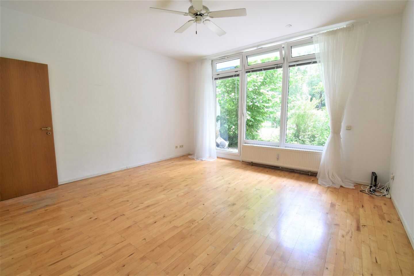RUHIGE Terrassenwohnung mit hohen Decken - Ab 01. August 2026! – München – Vorschaubild 4