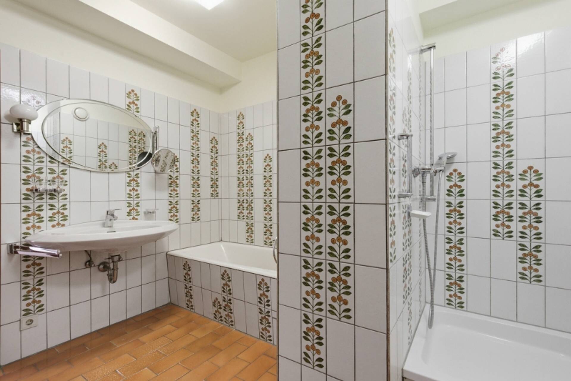 Etagenwohnung in 50968 Köln mit 150 m² kaufen