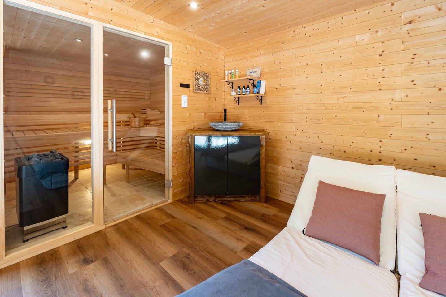 Exklusives Einfamilienhaus mit Studio, Sauna und traumhaftem Garten – Aurich – Vorschaubild 7