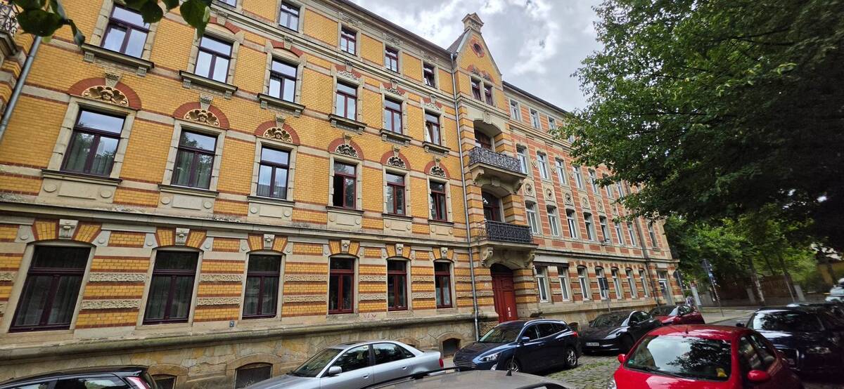 Sofort bezugsfähige 1,5 Raum-Wohnung mit EBK!!! – 1159 Dresden – Bild 1 von 7