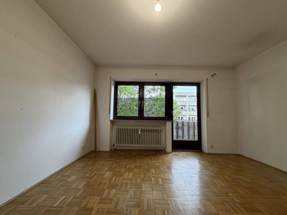Charmante 2-Zimmer-Wohnung mit Balkon am Bohlenplatz – Erlangen – Vorschaubild 2
