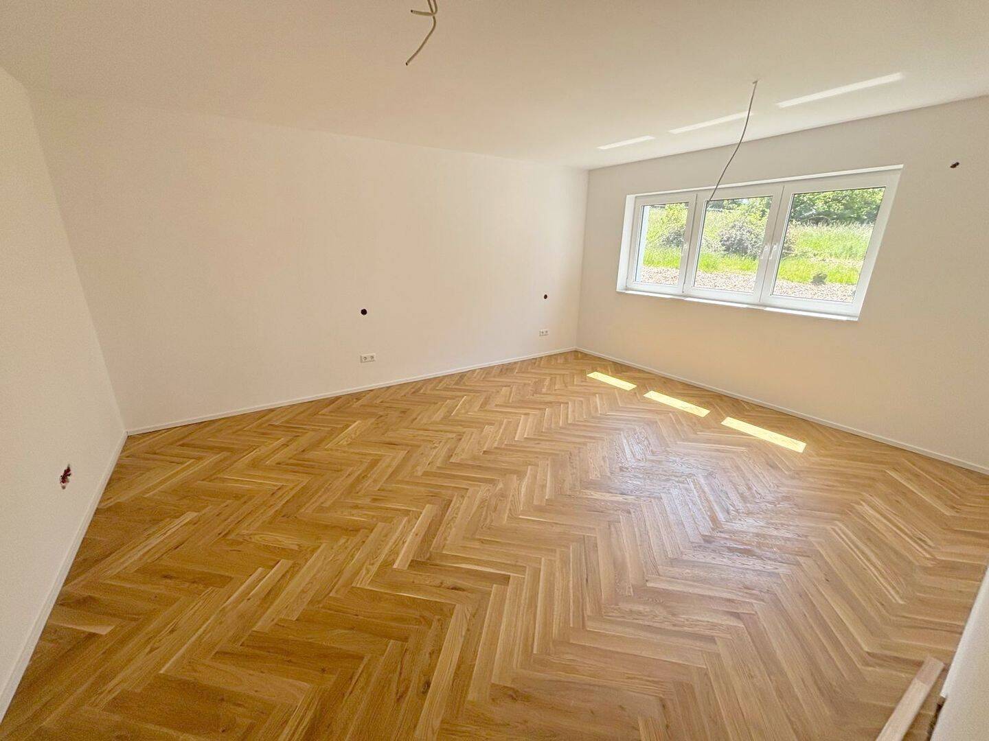 TR-Olewig: Hier ist alles neu mit Terrasse und Garten – Trier – Vorschaubild 4