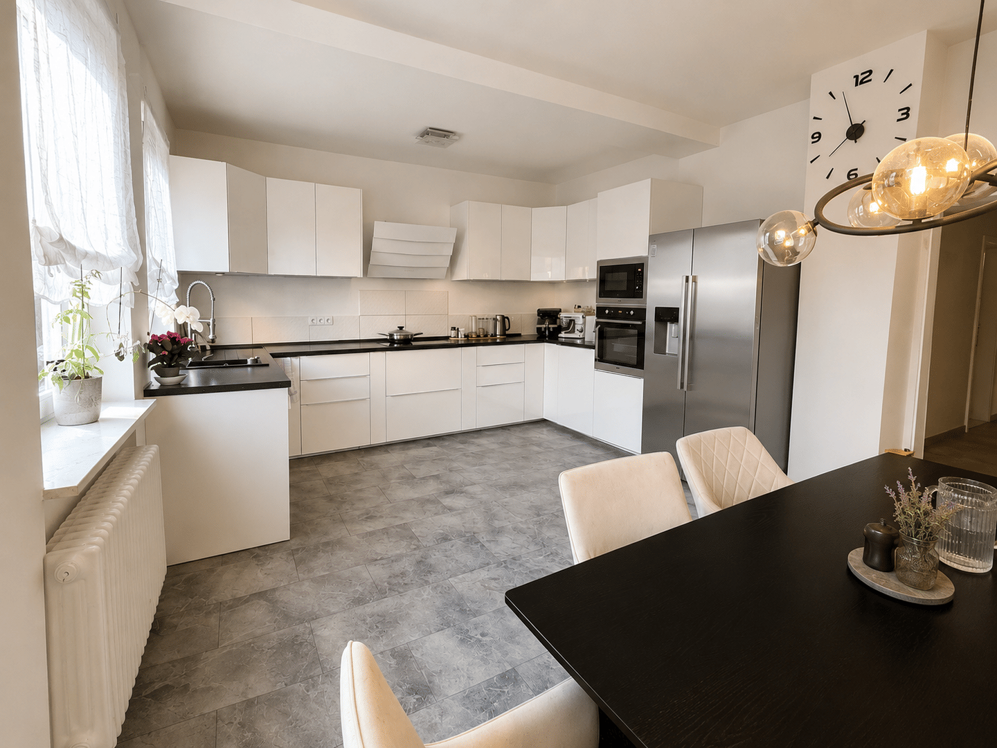Familienfreundliches Wohnhaus in Worms-Horchheim mit großem Küchen-/Essbereich, überdachter Terrasse – Worms – Bild 1 von 9