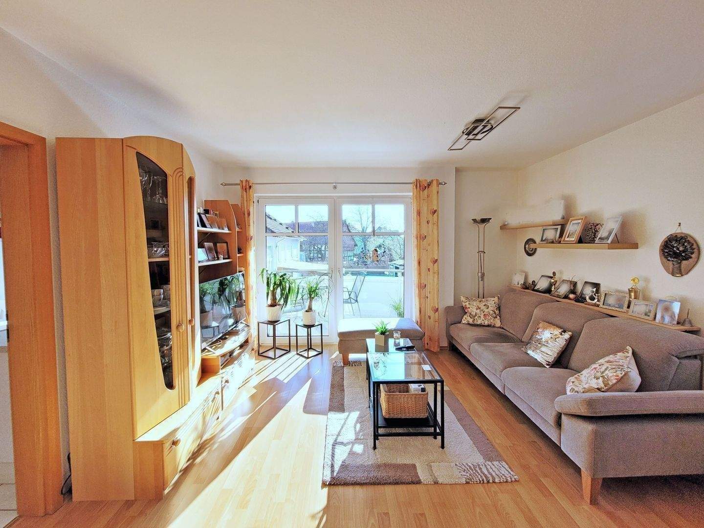 WUNDERSCHÖN!! Attraktive 2- Zimmer- ETW mit Balkon und Carport – Heringen – Vorschaubild 3