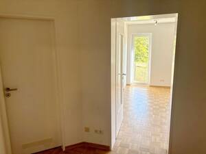 modernisierte 2,0-Zimmer-Wohnung mit Balkon in Mainz Hechtsheim – 55129 Mainz – Vorschaubild 7
