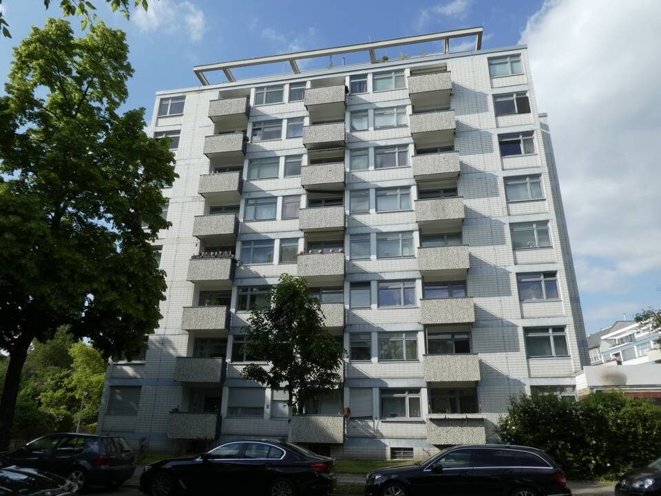 Moderne, helle Wohnung mit Weitblick über den Grunewald!