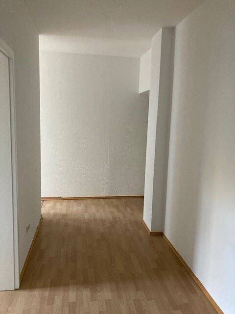 **helle 3 Zimmer mit EBK & Balkon** – Chemnitz – Vorschaubild 4