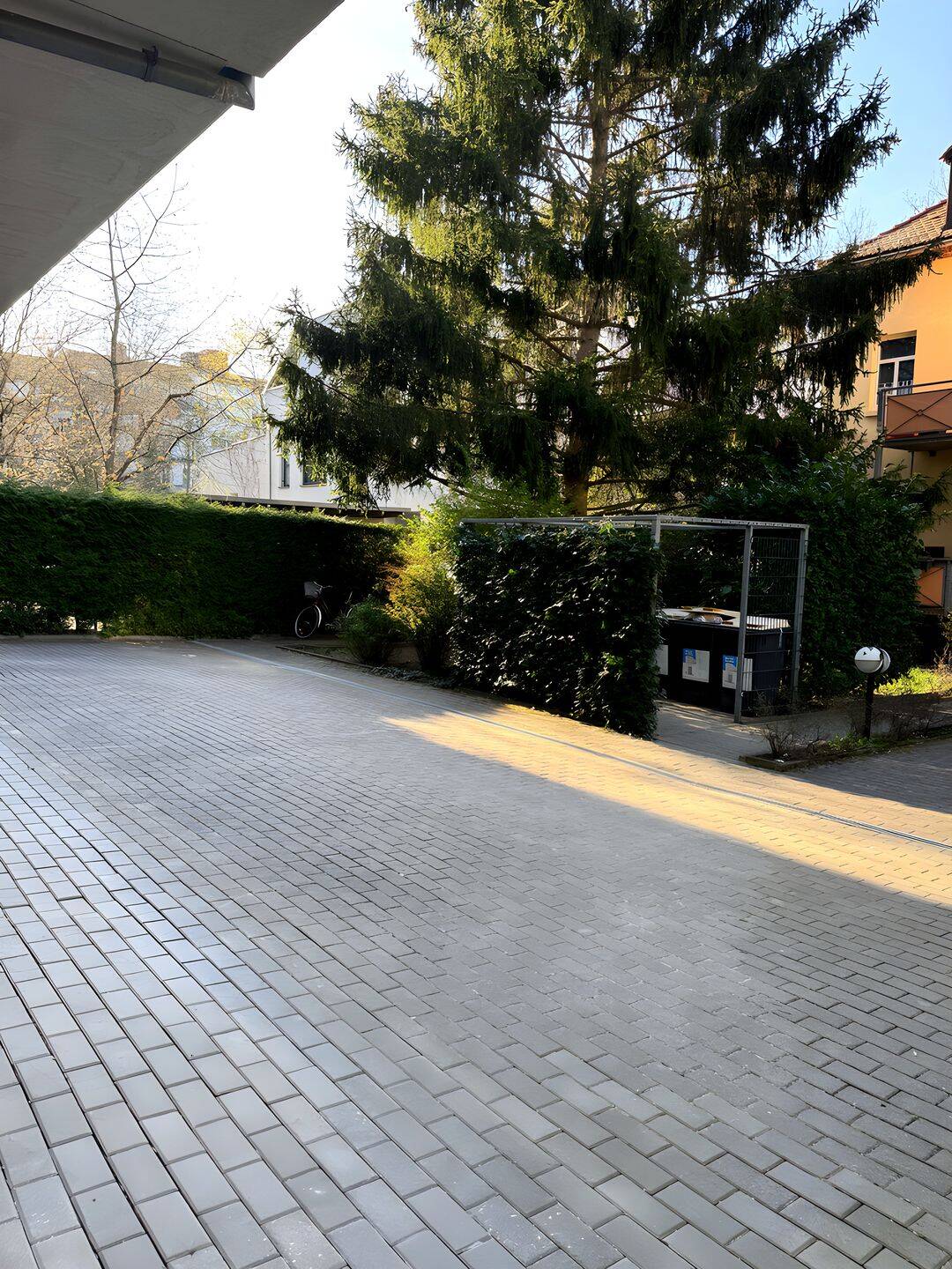Maisonette Wohnung in Leipzig-Südvorstadt, Grenze Connewitz mit 3 Balkonen – Leipzig – Vorschaubild 9