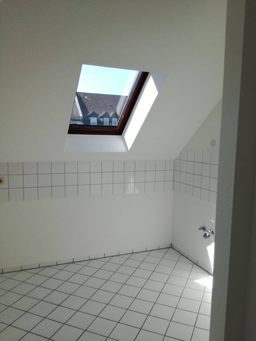 FREI ab 01.08.26 * Dachgeschoß-Maisonette-Wohnung 3,5 Zimmer – Chemnitz – Vorschaubild 6