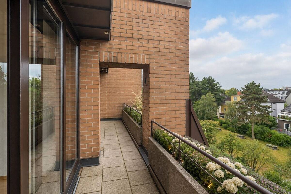 Urbanes Potenzial mit Fernblick und Aufzug direkt zur Tür – 40235 Düsseldorf – Bild 1 von 9