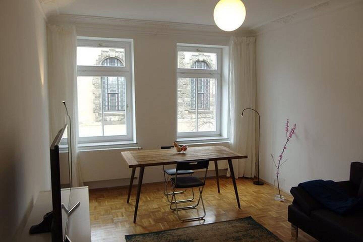 möbliert: 04177: beautiful 2-room apartment, parquet, Stucco, monument, Plagwitz-Lindenau