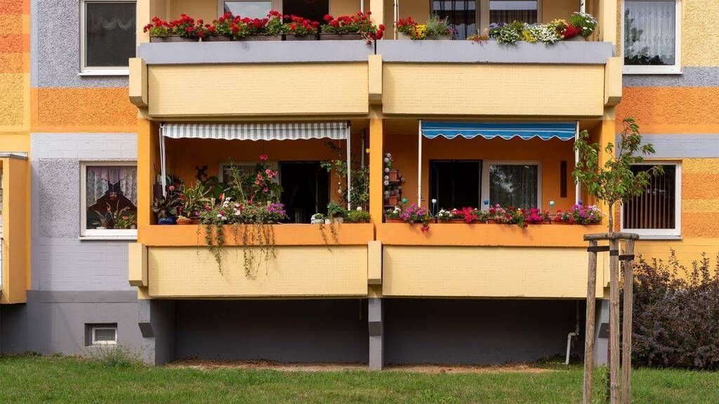 3 Raum Wohnung mit Wanne und Dusche