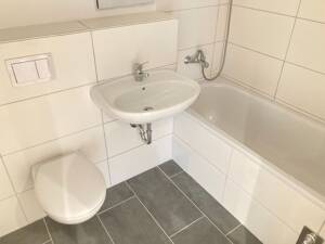 Wir renovieren, Sie wohnen! – 39130 Magdeburg – Vorschaubild 6