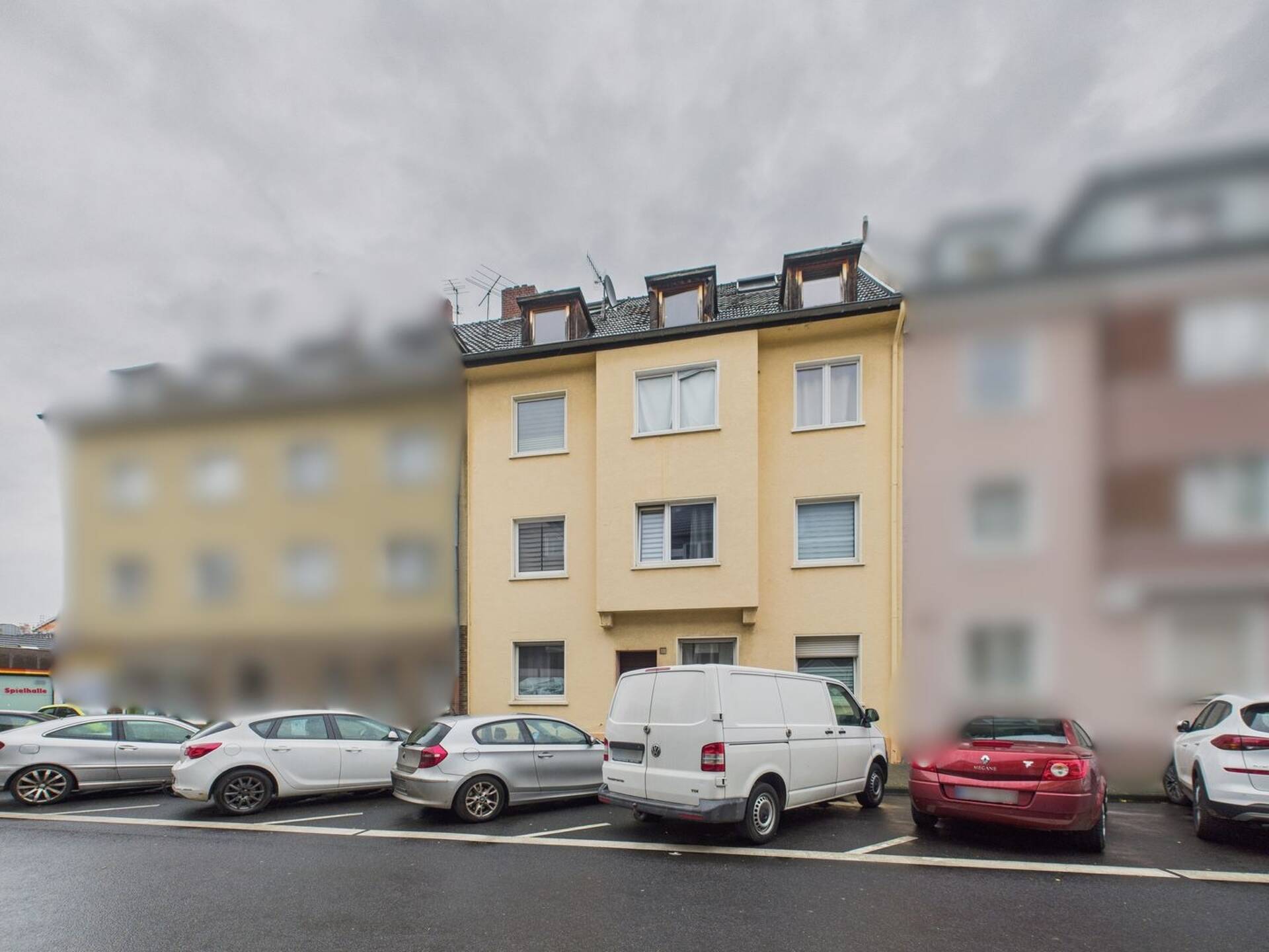 Haus in 51069 Köln mit 379 m² kaufen