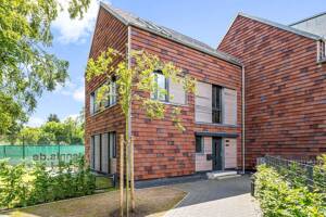 Exklusives Wohnen in seiner effizientesten Form ! – 22763 Hamburg – Vorschaubild 2