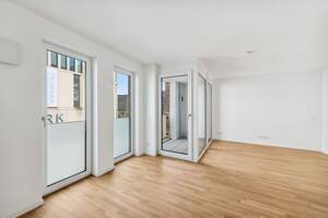 Attraktive 3-Zimmer-Wohnung mit Loggia und Balkon im Zentrum von Kiel – 24103 Kiel – Vorschaubild 3