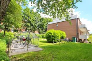 Vermietete Eigentumswohnung mit Tiefgaragenstellplatz und Balkon in Hamburg-Meiendorf. – 22145 Hamburg – Vorschaubild 4