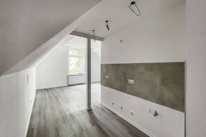 2,5 Zimmer - vollständig saniert - Bewohnerparkausweis- Einkaufszentrum – 45128 Essen – Vorschaubild 5