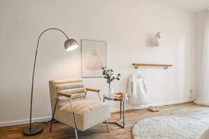 Erstbezug | 3 Zimmer mit Einbauküche, Tageslichbad, Gäste-WC, Keller und Lift – 65203 Wiesbaden – Vorschaubild 9