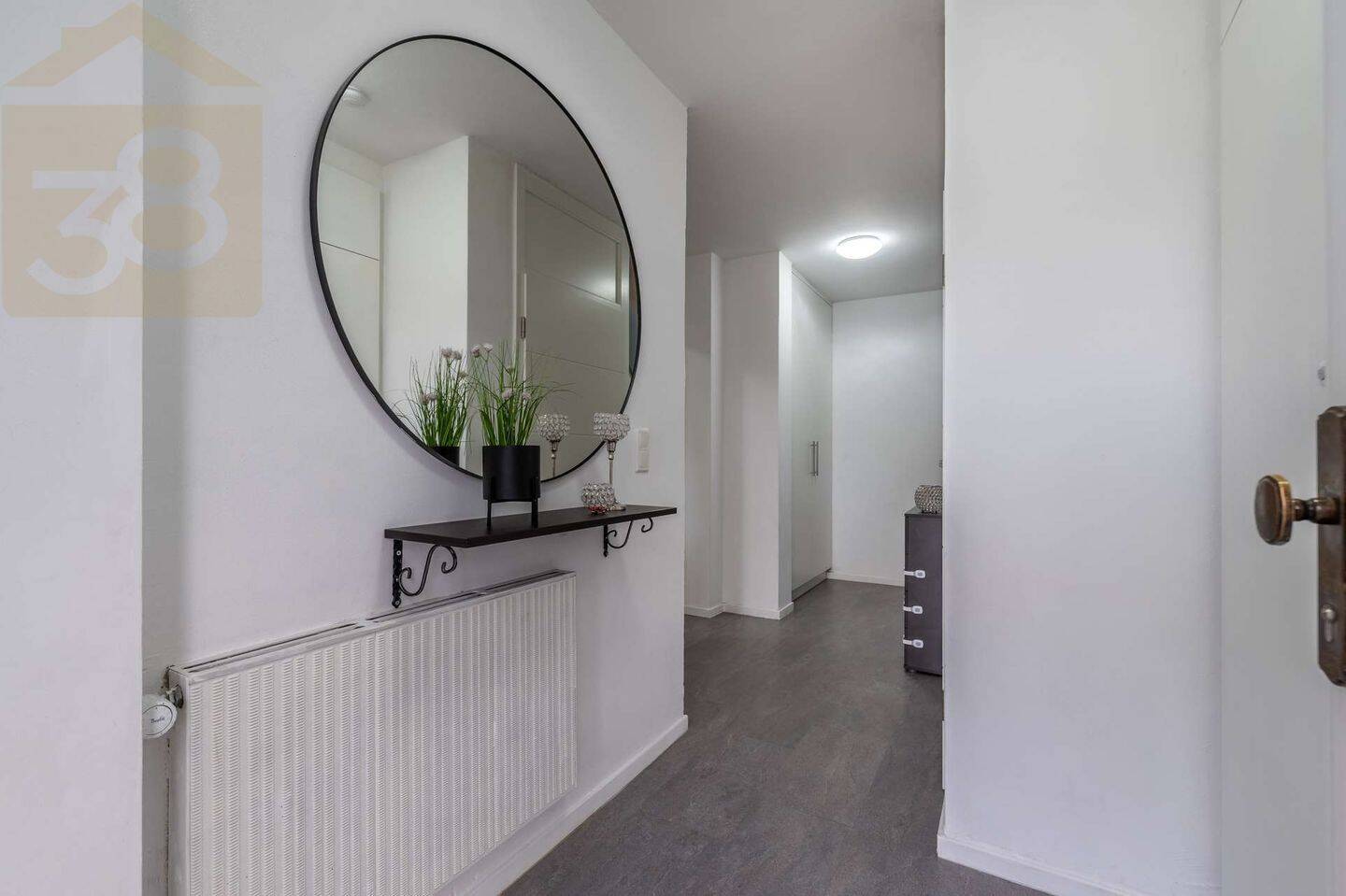 modernisiertes Reihenmittelhaus mit überdachter Terrasse in Vorsfelde! Mein Haus = Mein Partner! – Wolfsburg – Vorschaubild 8