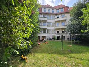Platz für die große Familie, zwei Bäder und Balkone, den 1 Monat Kaltmietfrei wohnen! – 1219 Dresden – Vorschaubild 2