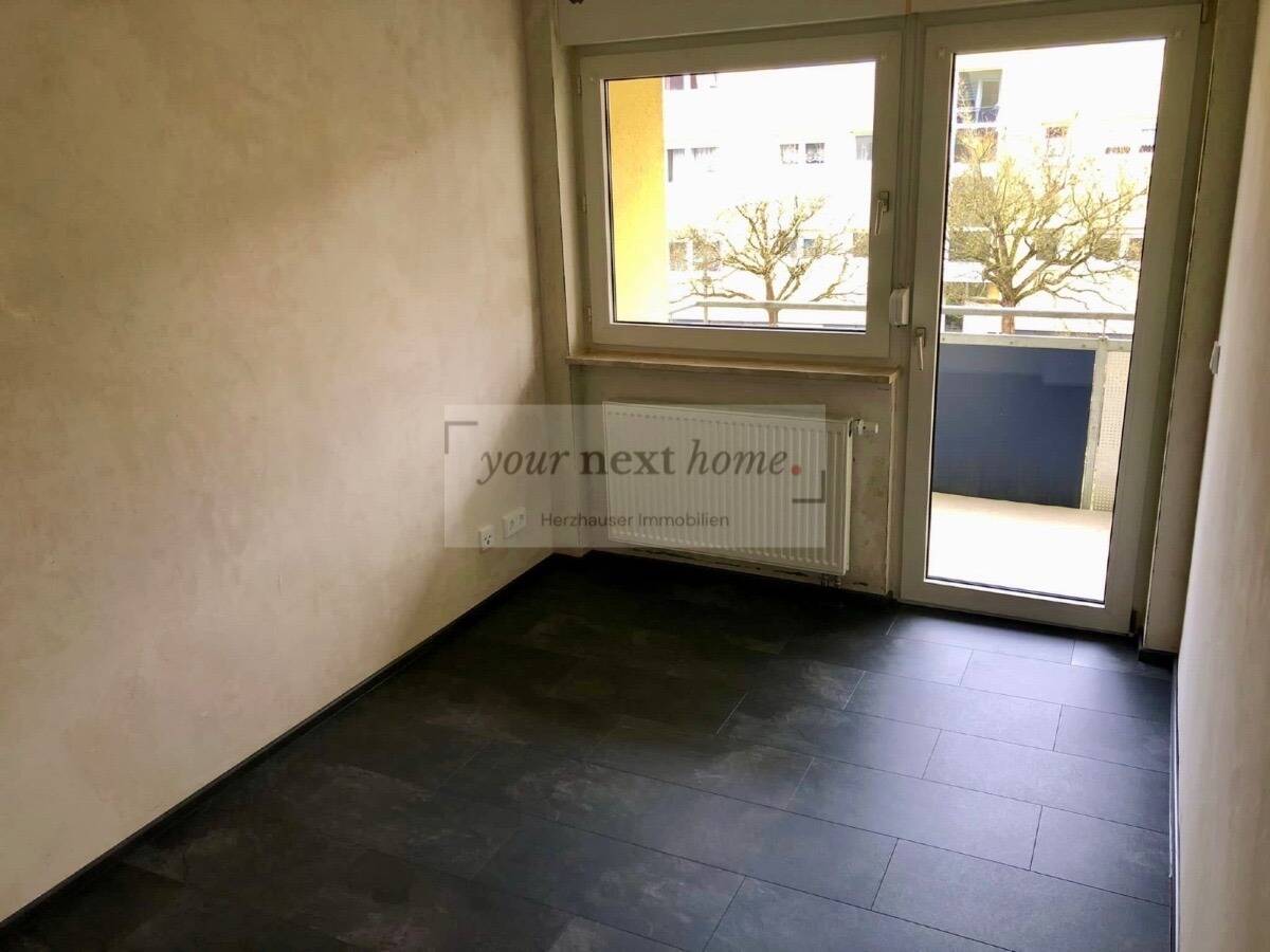 Kleine, aber feine renovierte Wohnung mit Balkon in Saarbrücken zu verkaufen – Saarbrücken – Vorschaubild 2