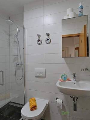 (EF0674_M) Erfurt: Krämpfervorstadt, schicke 3-Zimmer-Wohnung mit eigener Terrasse, WLAN, PKW-Stellplatz – 99085 Erfurt – Vorschaubild 9