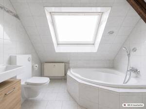 Wohlfühlen inklusive - Tageslichtbad, Eckbadewanne & Einbauküche – 4159 Leipzig – Vorschaubild 4