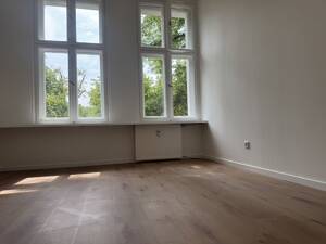 Altbaujuwel am Wröhmännerpark -5-Zimmer-Wohnung mit Stuck, Balkon und zwei Bädern – 13585 Berlin – Vorschaubild 6